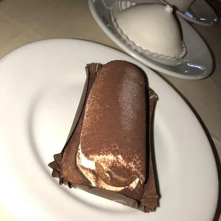 Collemare Nocleg ze śniadaniem 3*