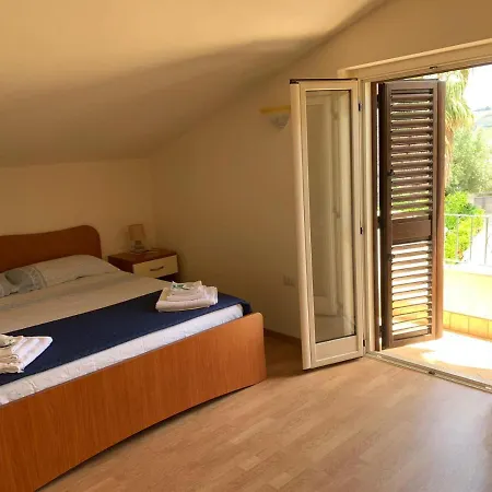 Collemare Bed & Breakfast Drapia