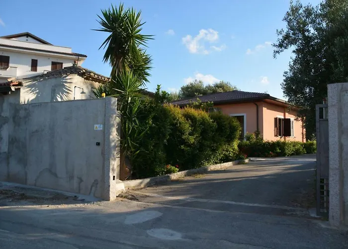 Alojamento de Acomodação e Pequeno-almoço Collemare Drapia