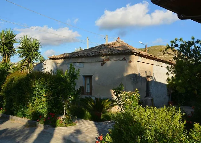 Alojamento de Acomodação e Pequeno-almoço Collemare 3*