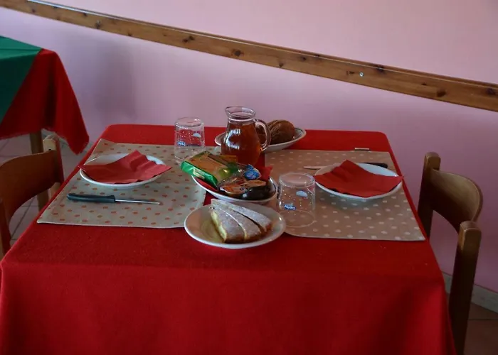 Alojamento de Acomodação e Pequeno-almoço Collemare 3*